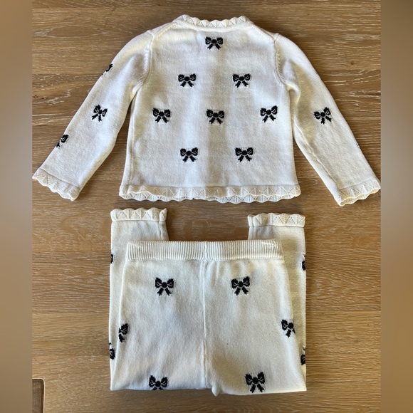 🎀🖤NWT JANIE & JACK BABY BLACK BOW CROCHET TRIM SWEATER/PANT SET🖤🎀 - Picture 8 of 8
